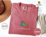 Bookworm Embroidered Tee – Soft Vintage Shirt for Readers