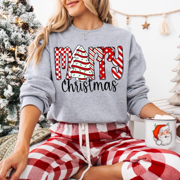 Christmas Tree Cake Sweatshirt – Festive Holiday Crewneck for Women