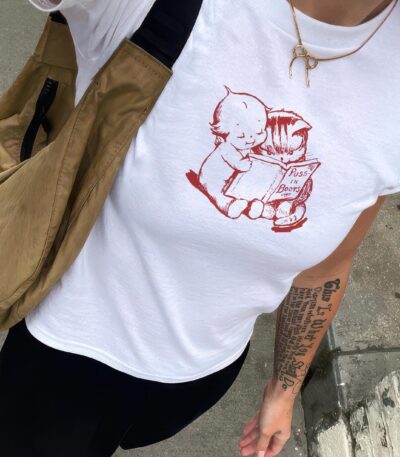 Coquette Baby Tee – Angel Baby Reading to Kitten Design