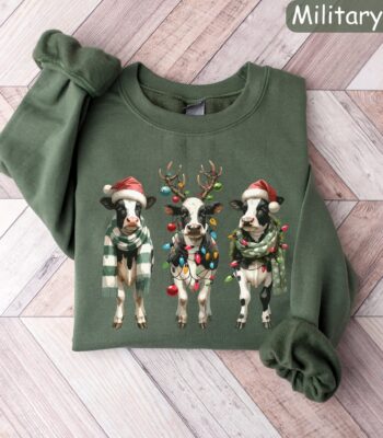 Cow Christmas Sweatshirt – Farm Animal Holiday Crewneck for Women