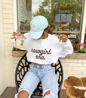 Cowgirl Era Sweatshirt – Cozy Western Pullover for Country Fans