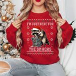 Funny Raccoon Christmas Sweatshirt – Cozy Snack Lover Crewneck
