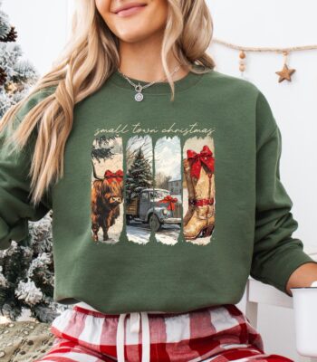Highland Cow Christmas Sweatshirt – Cozy Country Holiday Top