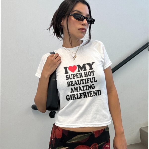 I love my amazing girlfriend tee – Retro Y2K cute couple shirt