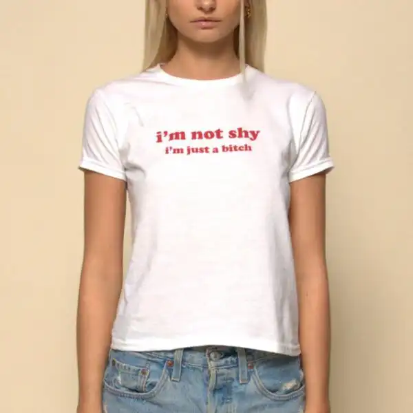 I'm not shy, I'm just a bitch – Women's Cropped Baby Tee