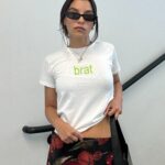 Y2K Vintage Baby Tee – Cute Aesthetic Crop Top for Baddies