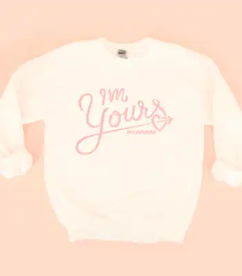 I'm Yours No Refunds Sweatshirt – Cozy Unisex Casual Wear