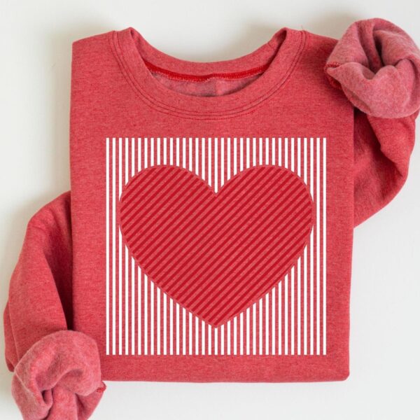Retro Valentines Heart Sweatshirt – Cute Gift for Moms & Teachers